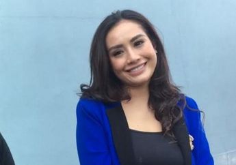 Lepas Hijab, Shinta Bachir Diduga Hanya Pura-pura Taubat dari Prostitusi