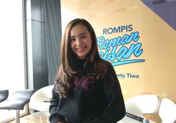 Baby Tsabina Belajar Bahasa Belanda Lho Demi Perannya di Film Roman Picisan!