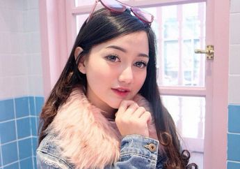 5 Gaya Modis Girly ala Nanda Arsyinta, Beauty Vlogger yang Cantik Maksimal!