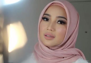 Mantap Berhijab, Chacha Frederica Rutin Datangi Pengajian