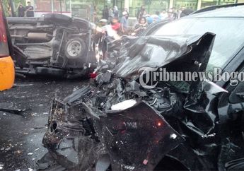 Alami Rem Blong, Bus HS Sikat Habis Pengguna Jalan Sebanyak Ini di Puncak, Bogor