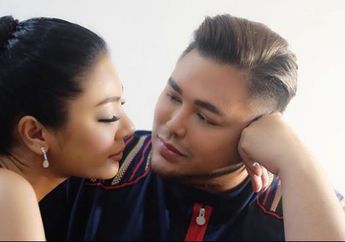 Terlihat Mesra dan Saling Memanggil 'Sayang', Ivan Gunawan dan Miss Grand Thailand Menjalin Hubungan Kasih?