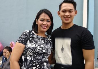 Elly Sugigi dan Irfan Sbaztian Berencana Foto Pre-wedding Kedua