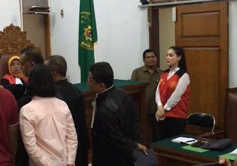 Jennifer Dunn Bantah Keterangan Saksi di Persidangan