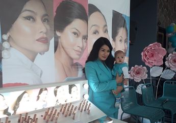 Titi Kamal Akan Bawa Baby Kai Terbang 22 Jam!