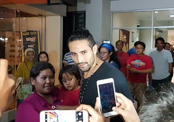 Dikabarkan Operasi, Ternyata Jupe Ngobrol sama Gaston Castano Soal Makanan