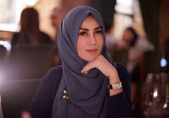 Jadi Sorotan! Begini Penampilan Cantik Amy Qanita, Ibu Raffi Ahmad Saat Pengajian Syahnaz Sadiqah