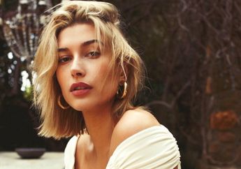 Panjang vs Pendek, Pilihan Gaya Hailey Baldwin Memadukan Lace Crop Top, Mana Favoritmu?