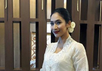 Semangat Kartini Dalam Keseharian Happy Salma