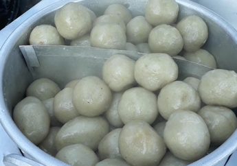 EKSKLUSIF: Menelusuri Cilok dan Cireng di Tanah Kelahiran Mulan Jameela, Faktanya Sangat Mengejutkan