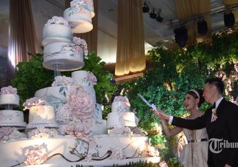 Mengintip Mewahnya Pernikahan Olga Lydya dan Aris Berkonsep Garden Party