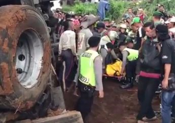 BREAKING NEWS! Korban Kecelakaan Ciloto Terus Bertambah, Informasi Terkini Jadi 13 Orang Tewas di Tempat