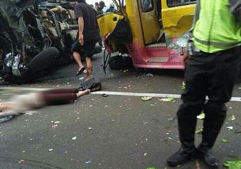 FOTO-FOTO; Hancurnya Bis, Avanza, Angkot dan Motor Saat Kecelakaan Maut di Puncak