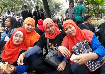 Ikut Demo Hari Buruh, 2 Wanita Ini Keluhkan Upah Pekerja yang Pas-pasan