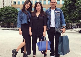 Jarang Sekali Terlihat, Tumben Raisa Pakai Sepatu Model Begini 