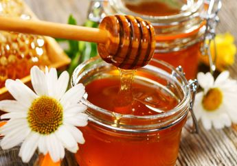 Ladies Tubuh Kamu Berkeringat dan Bau, Coba Deh dengan Mandi Madu Ternyata Ini Manfaatnya