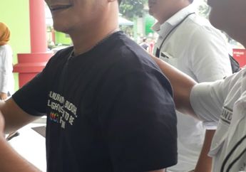 Begini Kondisi Iwa K Saat Tiba di RSKO, Tulisan di Bajunya Bikin Nengok!