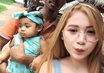 Cowok Jangan Iri Ya, Cinta Memang Tak Kenal Penampilan Fisik