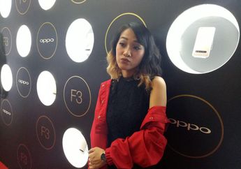 Felly Eks. Cherybelle Foto Dua Puluh Kali Untuk Satu Selfie