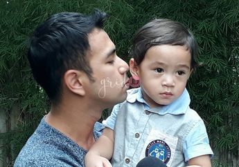 Rafathar Ikutan Hobi Raffi Ahmad yang Gemar Main Burung Peliharaan