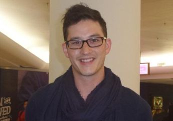 Mike Lewis Sarankan Nonton The Pirates of Caribbean "Biar Bisa Move On"