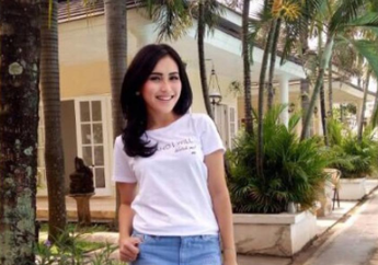 Fansnya Beri Pujian Karena Ayu Ting Ting Promosikan Produk Shamponya... Dahsyat!