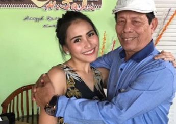 Ayu Ting Ting Nemplok ke Haji Malih, Ada 2 Akun Instagram Sampai 'Jambak-Jambakan'