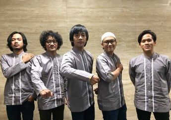 Personel D'Masiv Berubah Drastis Pasca Ibadah Umrah Bareng, Salut!