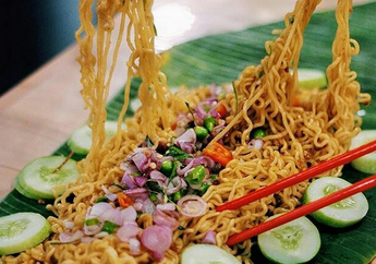 Mie Liwet? Cuma Ada di Ropang KM.378 Kamu Bisa Nikmati Makan Mie Ala Liwet