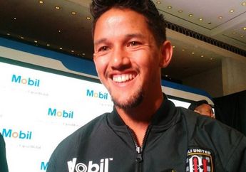 Keren, Ternyata Irfan Bachdim Doyan Motor Gede yang Sangar Ini