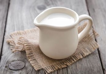 Nggak Cuman Susu Segar, Tapi Susu Hangat Juga Ada Manfaatnya Loh!