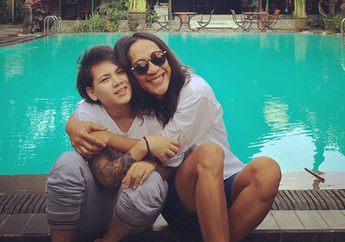 VIDEO : Aming Masih Sayang Evelyn 