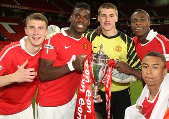 Pesepak Bola Termahal di Dunia Kunjungi Mekah, Ini Alasannya