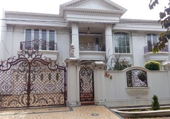 Ibunda Yana Zein Curhat Soal Keuangan, Sampai Jual Barang-Barang Ini!