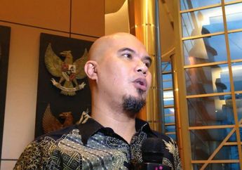 Ahmad Dhani Agak Sedikit Fals Saat Nyanyikan Lagu Klasik Ini