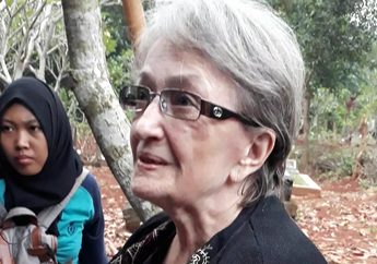 Ayah Yana Zein Datang ke Pemakaman, Ini Firasat yang Dirasakannya!