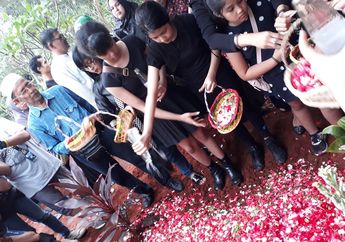 Mengharukan, Isi Pidato Rilla Anak Pertama Yana Zein