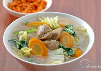 RESEP - Cuma 15 menit Tumis Sayur Bakso Bisa Kamu Sajikan Sebagai Pelengkap Sahur
