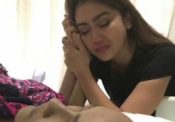 Julia Perez Meninggal Dunia, Sang Asisten Tak Bisa Membendung Tangis!