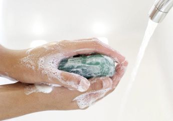 Awas Bahaya Sabun Mandi dengan Triclosan, Bisa Jadi Pemicu Kanker