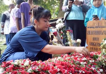 Nafa Urbach Ngaku Bertemu Jupe dalam Mimpi, Ini yang Ditampakkannya!