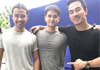 Cie&hellip; Chicco Jerikho Pulang Kampung, yang Ganteng Difotonya ini Siapa Ya?