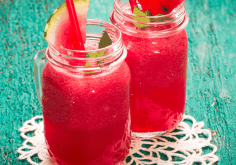 Watermelon dan Strawberry Lemonade Segarkan Dahaga Saat Berbuka Puasa