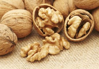Konsumsi Walnut Mengatur Hormon Nafsu Makan Lebih Baik