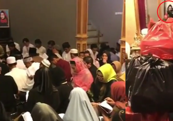 Tahlilan 7 Hari Jupe, Ada Lagi yang Lihat Penampakan Almarhumah Tersenyum di Tangga Rumah?