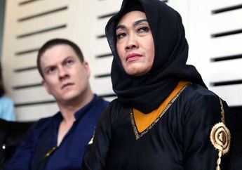 Ini Fakta Mengejutkan Persahabatan 'Rahasia' Ayu Ting Ting dan Julia Perez