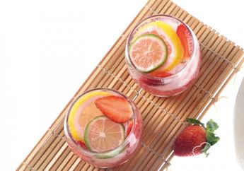 Segelas Lemon Sangria Mampu Hilangkan Dahagamu, Segar dan Nikmat!