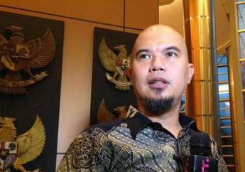 Pedagang Barang Antik Kembali Menagih Hutang Kepada Ahmad Dhani Karena Bapak Tua ini