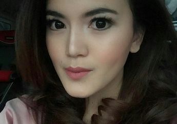 Tania Putri, Si Kepompong Kutu Buku yang Sudah Menjadi Kupu-Kupu Cantik