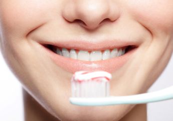 4 Tips Merawat Tampilan Gigi Sehat dan Tidak Berlubang